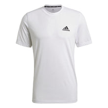 Load image into Gallery viewer, adidas Men&#39;s Aeroready Designed 2 Move Feelready Sport Tee
